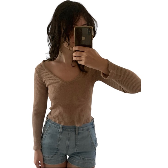 caramel long sleeve top - Picture 2 of 3